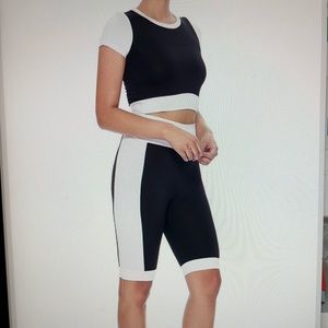 👚 High waist biker short set